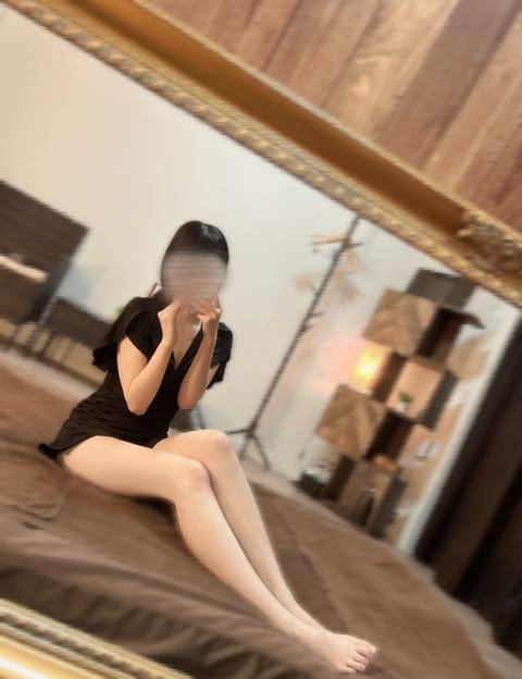 こんにちは( •̤ᴗ•̤ )♡
本日22時までいます🙂‍↕️
雨の中ですがまったりしませんか？？☔️
お待ちしてます🤍🫧