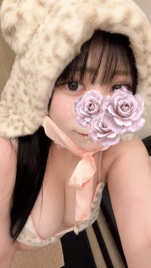 こんばんは🌙

本日も入室しました❣朝までお待ちしておりますのでよろしくお願いします☺

今日は美容室に行ってきました👍