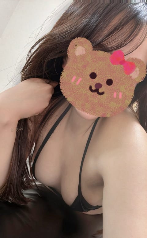今日から3日間出勤します🧸🍓
沢山誘ってください(⑉• •⑉)

20時以降はDMのお返事が遅れちゃう可能性があるので来