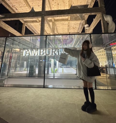 今日は朝までいます〜🐱🫶🏻
ぜひ会いに来てください！
これは韓国行った時の写真！寒かった🤧