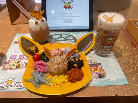 ちなみに、渚は自分へのクリスマスプレゼントに日本橋のポケモンカフェ行ってました✌🏻
可愛い︎︎ピカ様(♀)に会えてご満悦