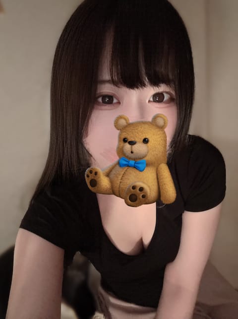 こんばんは🧸

雨びっくりしたね⛈無事ですか？？😵‍💫

朝まで上野いるので会いたいよー 
足元気をつけて来てね！