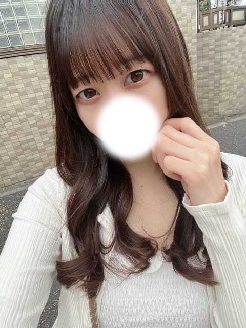 久しぶりに出勤決まりました*･゜

明日8日11-20時秋葉原ルームにいます♡
涼しくなってとってもきもちいい〜