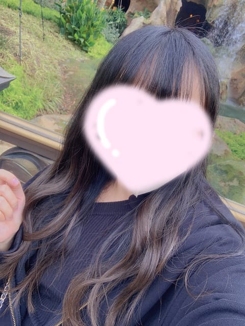 こんにちは🌊
本日も出勤します🫶🏻

22:00-🈵
23:50-🉑

事前予約してくれた方ありがとうございます🥹
先日