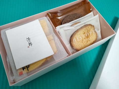 年末いただいたお土産💛
ありがとうございました💕

onヨガマット