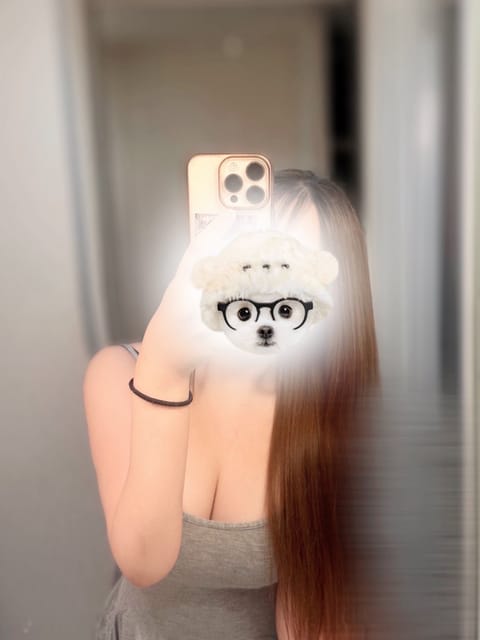 おはよう🐈‍⬛🎀

昨日も本指名様逢いに来てくれた🫶🏻💓
感謝です🙏✨

本日も【13:00-2:00】で出勤してます✨