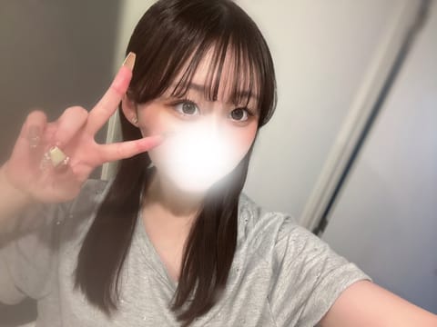 本日14:00-20:00いますー！🌟☆

予約ありがとう🫶🏼🫶🏼

🈳14:00~90分枠
🈳17:30~90分枠

