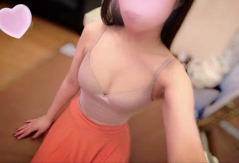 出勤しました〜🐰🍓
昨日はありがとうございました🫶
今日もご予約お待ちしてます💗