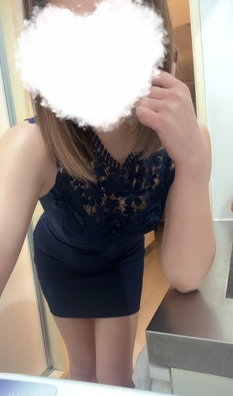 ぐんもーにん☀️- 📢

本日は少し時間短いけど
よろしくね🫶
今日もドMくん待ってる❣️

たくさんいじめさせて？

