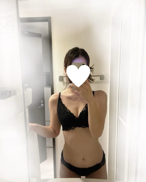 きょうは初めての高田馬場だったのに満枠ありがとうございましたっ✨
みんなまた会いに来るね〜って言ってくれてしあわせ〜😙♡