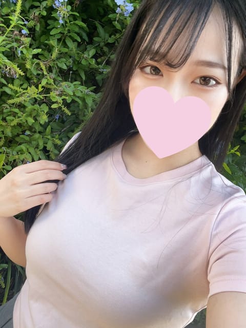 おはようございます！
今日と明日杉田にいます🌸🌼

14時からお部屋でお待ちしてます🎶
たくさんくっついて過ごそうね✌🏼