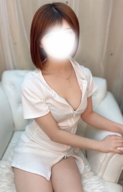 初めまして！最上れなです🫶
初出勤します！18〜3じ出勤予定です！