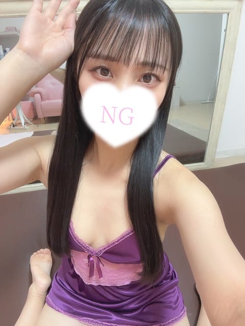 最短で19:40頃～ご案内可能です🍒
深夜1:00まで受付してます✋
@gifu_macaron 

オススメは100分