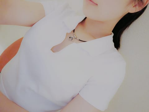 お疲れ様です😌
今日21時〜出勤してます✨
お時間の合う方ぜひ癒させてください♪
お待ちしてます💕