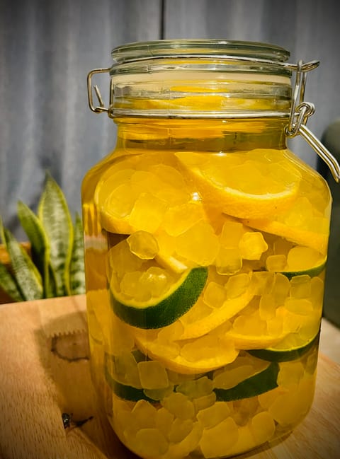 lemon vinegar を作ったよ、楽しみ❣️