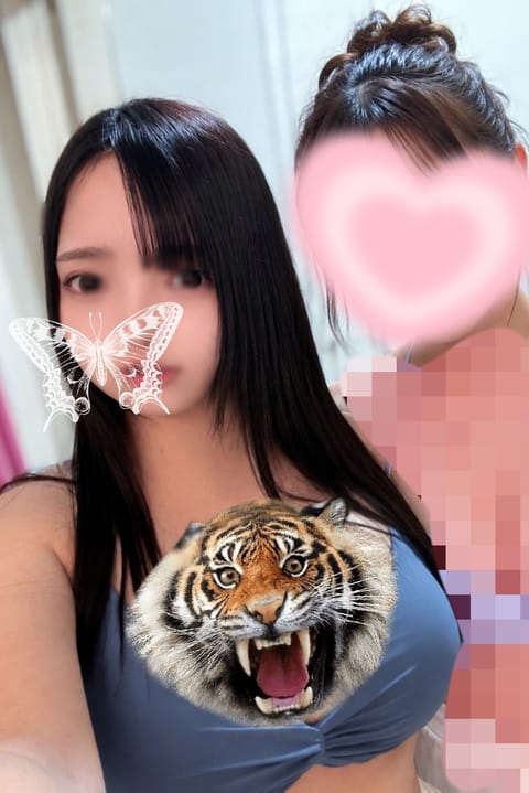 ゆかいな諸君〜❗️ちこう寄れ〜🪭✨

気づいたらもう8月がやってくるぞぉ🐘💨暑いけど、夏はちゃんと満喫してますか🍉あたし
