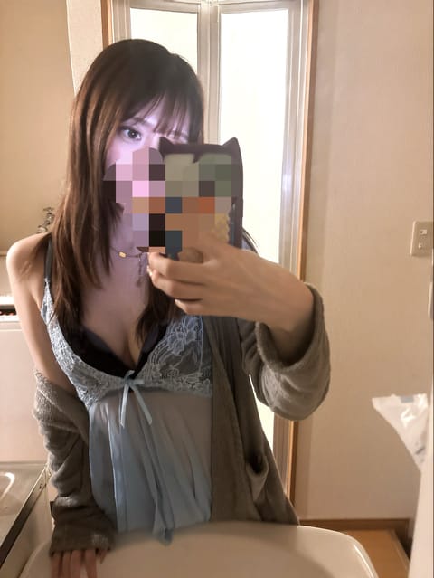 ㊗️日後半戦‼︎‼︎
色白モチモチボディに癒されに来て🤍🤍