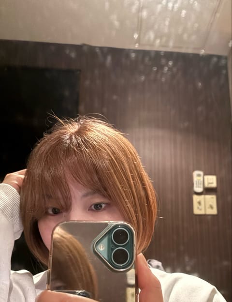 20（木）20時まで出勤します🥷

今日はお昼から20時までいます🌱🌙
最近早寝早起き頑張っていたんですが、昨日は朝方ま