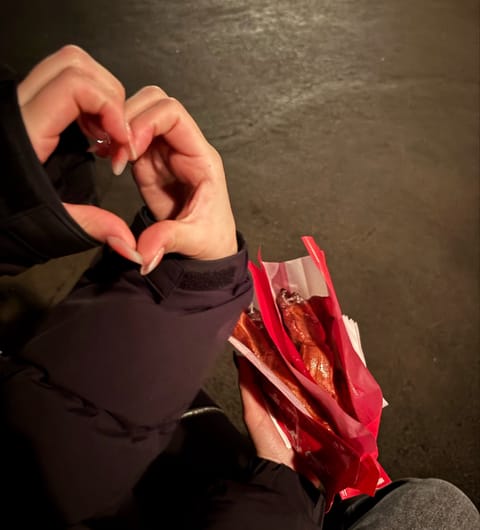 大人になったな～と感じることは
ディズニーに来てもお酒を飲むこと❣️