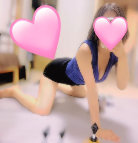 おはようございます😊🌸
お陰様で夏休みリフレッシュさせて頂いています🥰☀️

7/17(日)10:00〜120分🈳
出ま