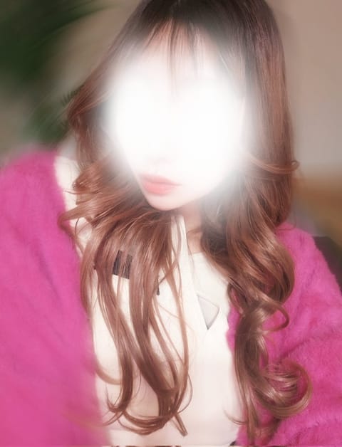 昨日は無事に完売させていただきありがとうございました🙂‍↕️🫶🏻楽しかった博多🤤🩷🩷次回もよろしくお願いします🧸🧡