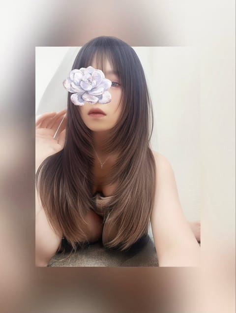 おはようございます🫧🤍
お久しぶりです

🤫(体調不良から解放されて
コソッとお店にきちゃいました
お会い出来るの楽しみ