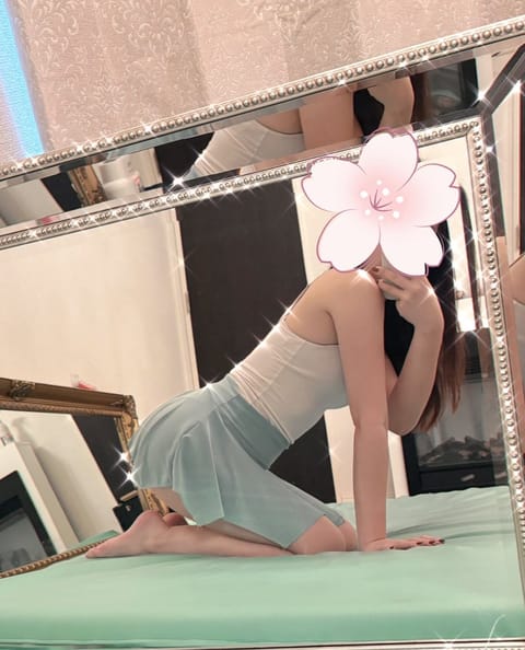 退勤✨

本日も、本指名さま、ご新規さま
会いに来てくださって
ありがとうございました🤍🤍

想像の5倍可愛かったって
