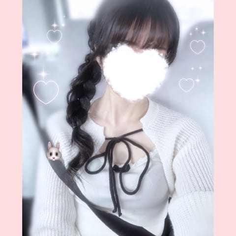 こんばんは🌙

スタートからお誘いありがとうございます🤍
会いに来てくれて嬉しいです🐰🫧

今日は気温26度まで上がった
