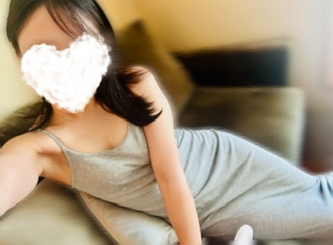 8月も終わりですね

いつも桃井に癒されにきてくださり本当に感謝してます🩶✨

結局、今月も全然ブログできなかった。。。