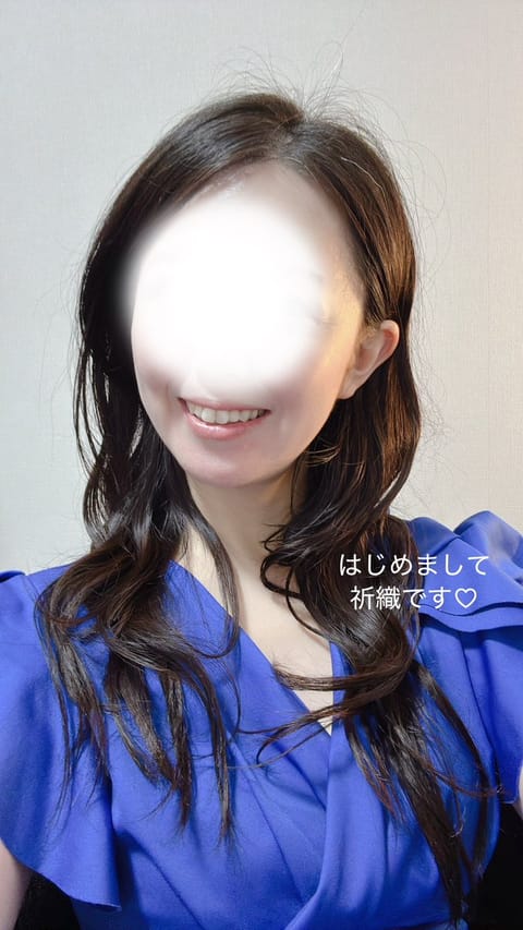 7/7七夕🎋デビュー🌟
日常のことをメインに呟いていけたらなあと。
今日は16:00から空いております🚪
よしなに🫶