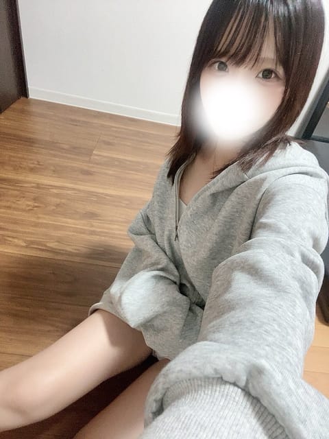 昨日も忙しくさせてくれてありがとう😍
素敵な出会いにいつも感謝です🩷

今週は土日夜どっちも出勤なので
1週間のご褒美タ