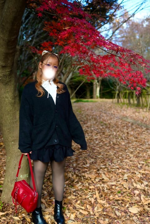 春なのに秋ぶっ込んでくスタイル🍁🍂🧡❤️°̥࿐