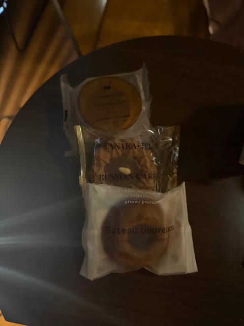 本日も完売ありがとうございました🈵
外からすごい花火の音がする！今日花火大会？？
差し入れもいつもありがとう〜🧡🧡
8月