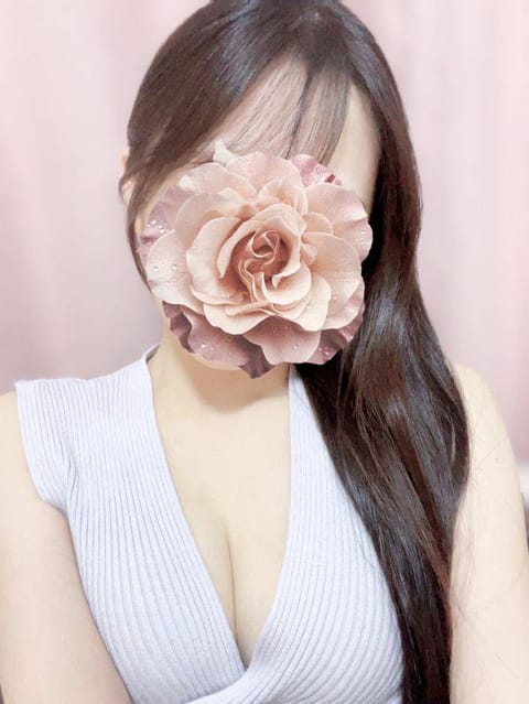 昨日は仲良しさま3名さまありがとう🤍
久しぶりに会えて嬉しかった☺️🫶

あっという間の時間でした✨
また会えるの楽しみ