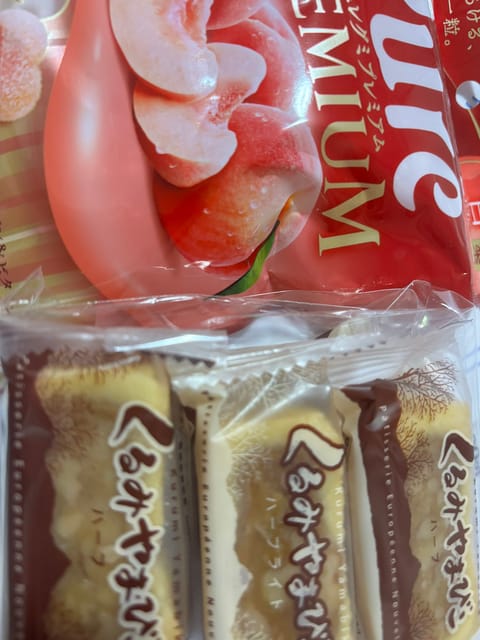 昨日も本指名のお兄さんたちありがとうございました🌷

お土産で釣った魚とお菓子もらいました🥰
2回目来てくれたお兄さんも
