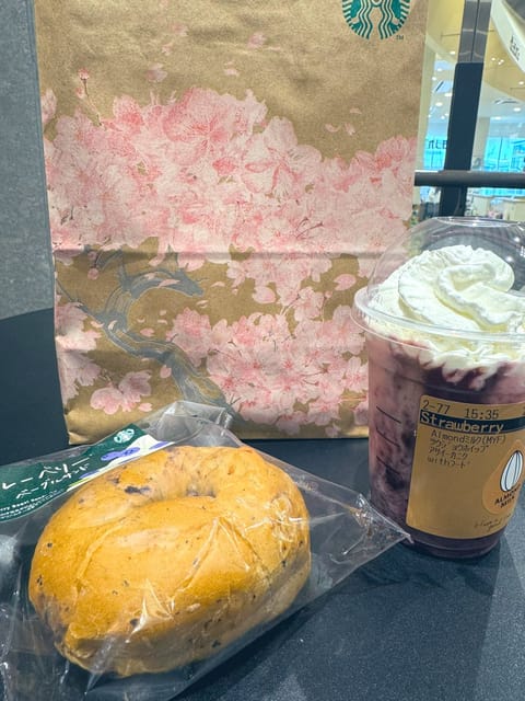 スタバ🧜‍♀️🌟

桜味のもの得意じゃないから飲まないけど、袋はめっちゃ可愛くてテンション上がる❕

#仙台メンエス　#