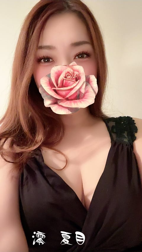 冬訪れ❄️
風が冷たくなり
寒くなってまいりました
どうぞご自愛ください❤️

11月30日(木)10時〜18時
12月