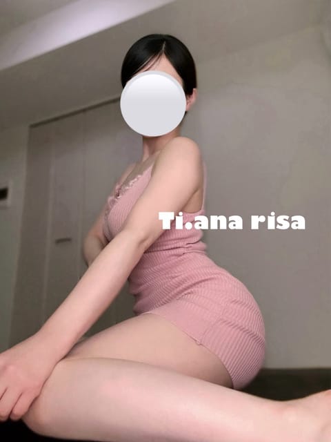 いつもありがとう🫶🏻⸝⸝⸝˘◡˘
𝙶𝚆食べすぎて更にむちむち！になっててごめんなさい🐽🏃‍♀️‍➡️

次回の出勤は土曜