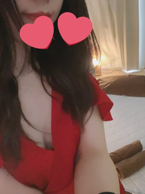 こんばんは✨本日20時～出勤です😆💖
少し間が空いちゃいましたが本日もたくさんの方に会えるのを期待して楽しみにしてよーっ