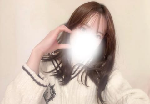 ❣️本日16時〜23時まで代々木ルーム
出勤です✨

ご予約お待ちしてます🤍