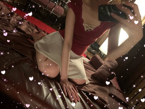 出勤しました✨
13:00〜19:00お店居ます(*´-`)
問い合わせの連絡お待ちしてます💓