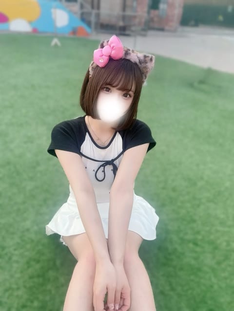 出勤ツイートできてなくてすみません😭🙏🏻

明日恵比寿にて🕛12:00-21:00で久々に出勤してます！⭐休日の出勤なの