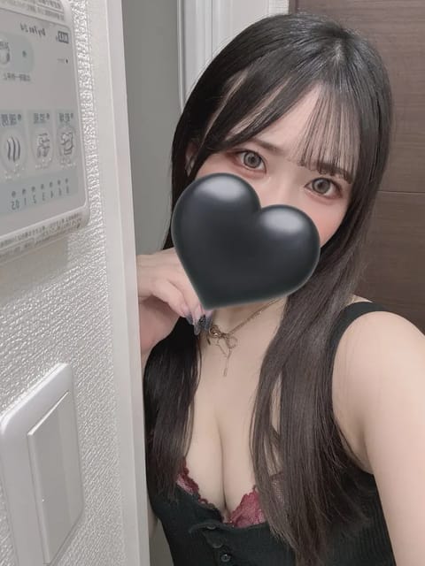 明日から2日間です⚐˒˒
8月スタートお時間合う方お待ちしてます¨̮⃝

どきどきたっぷりのオール仰向け施術もぜひに‪❁