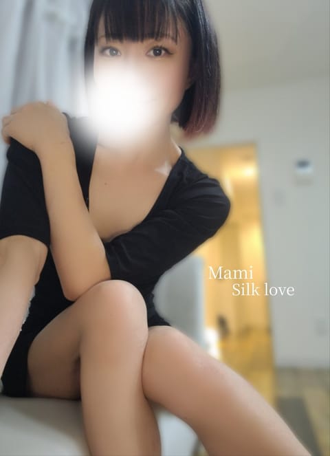 お久しぶりです🙏

前回も🈵ありがとうございました😇

11月12月本業多忙につき、
年内の出勤はありません🥺

また、