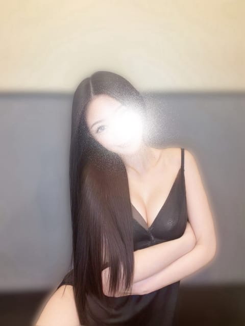 こんにちは☀️*˖°

今週の出勤は…

5/25(月) 16:30-26:30 【京都】
5/26(火) 21:30-