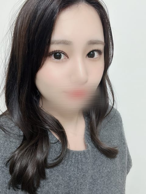こんにちは*˙˙*)ﾉ" 
暫く体調不良でお休みを頂いてしまいすみませんでした🙇‍♀️
今日からまた頑張りますのでよろし