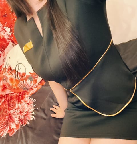 えりかさんだよ！
2/24は、短め12:00〜20:00まで！

連休中暑かったねー暖房要らずだったかも！
今週も少し暖