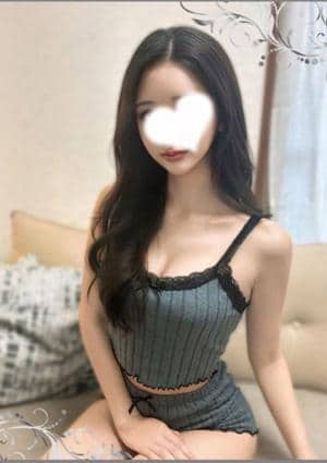 thoroughbred（サラブレッド） セラピスト 結城さりな