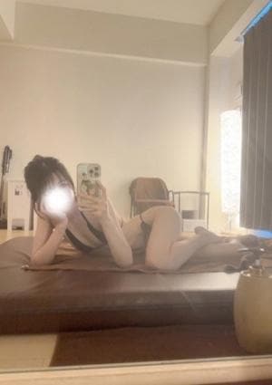 GOLD CROWN 藤沢ルーム セラピスト ゆな
