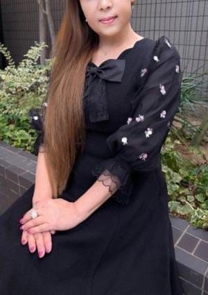 ミセスの子守唄 セラピスト 美加